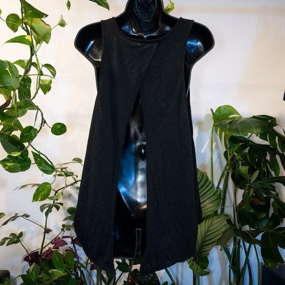 Mossimo Supply Co. Black Athleticwear Tank, Open Back, Size M - Picture 2 of 5